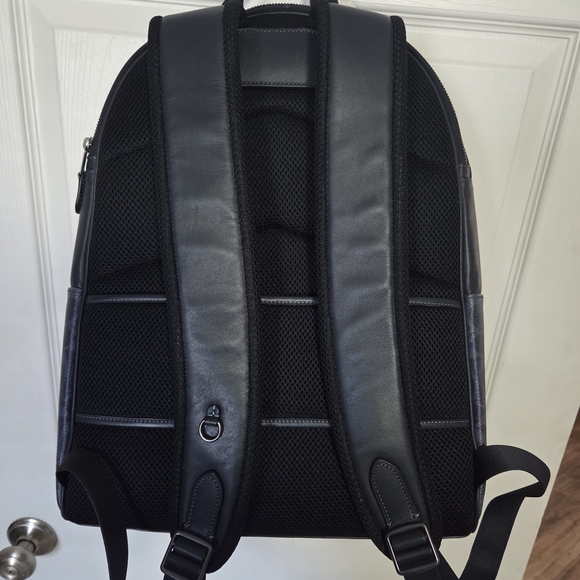 Coach Signature Large Backpack - Picture 2 of 10